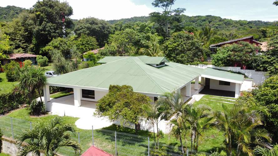EN VENTA - AMPLIA CASA DE 1 NIVEL.  - EL RODEO - CIUDAD COLON - Imagen 1