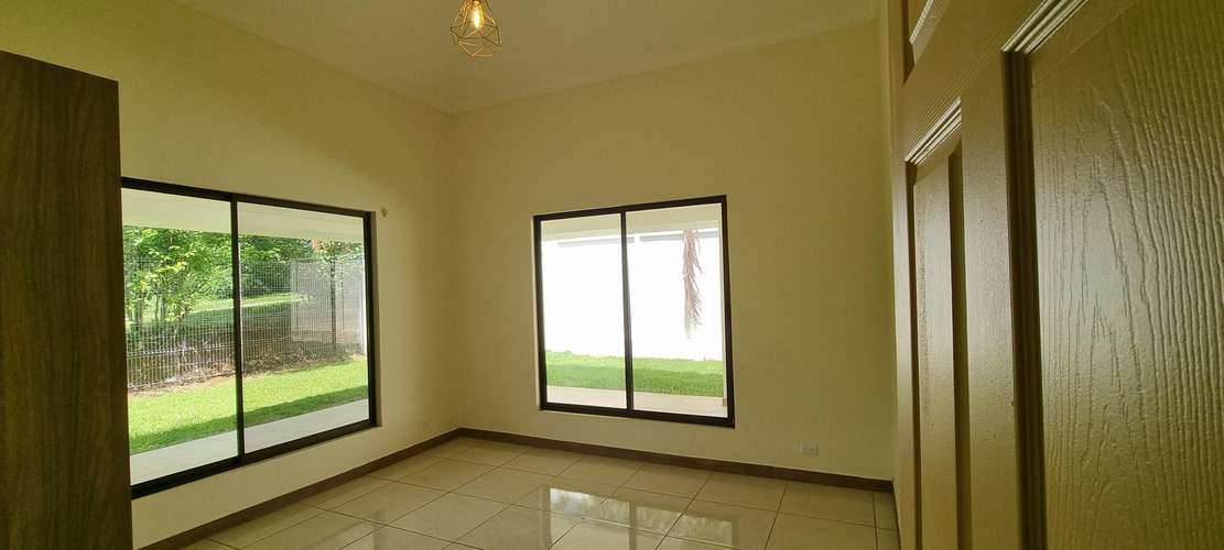 EN VENTA - AMPLIA CASA DE 1 NIVEL.  - EL RODEO - CIUDAD COLON - Imagen 15