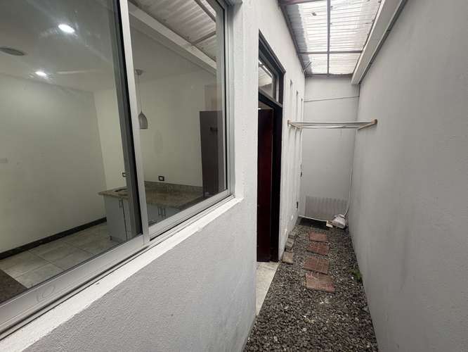 *Venta Casa para INVERSIÓN en Residencial Monserrat, Tres Ríos. - Imagen 15