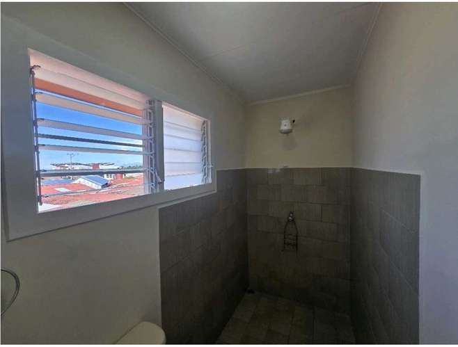 *Venta de casa de dos plantas en el corazón de Tibás, San José. - Imagen 20