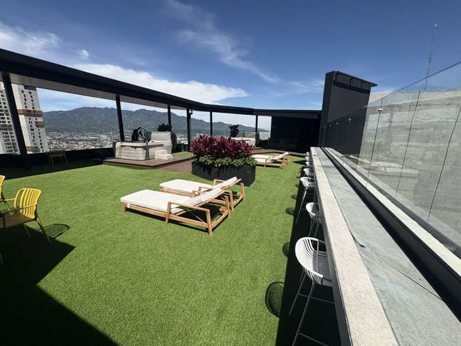 *Alquiler y Venta de Apartamento en Torre de Barrio Escalante.