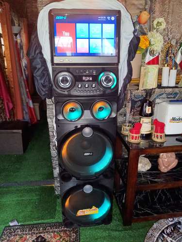 Torre con Pantalla tactil Android Marca Geed 50 mil watss 