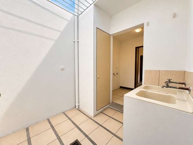 Casa amplia en alquiler en condominio de Escazú  - Imagen 6