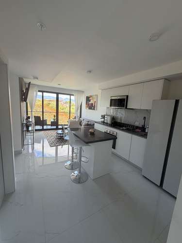 Apartamento de lujo amueblado en alquiler en Soho Paradisus, Rohrmoser