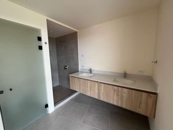 ¡LUJOSO APARTAMENTO NUEVO EN ALQUILER EN ROHRMOSER! 3 HAB 3.5 BAÑOS - Imagen 11