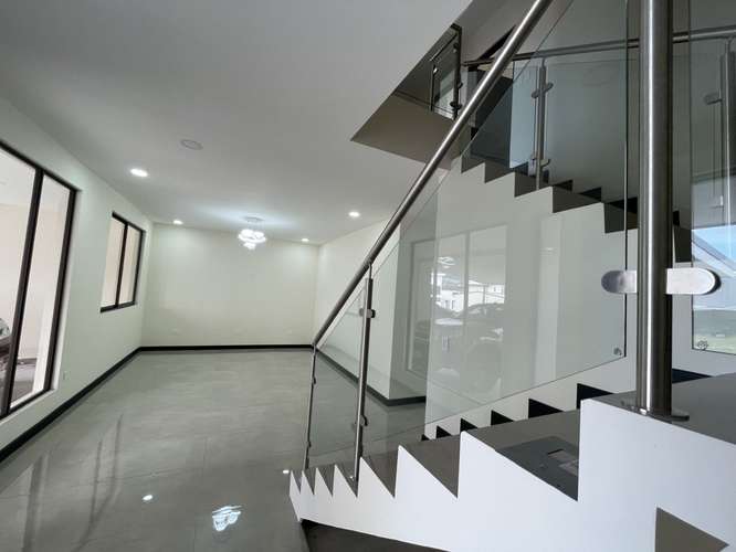 *Venta de casa en Tres Ríos en condominio. - Imagen 2