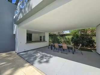 Apartamento en 1er nivel con terraza grande en Bello Horizonte Escazú