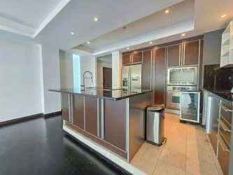 Apartamento en 1er nivel con terraza grande en Bello Horizonte Escazú