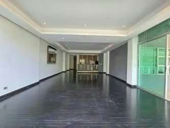 Apartamento en 1er nivel con terraza grande en Bello Horizonte Escazú