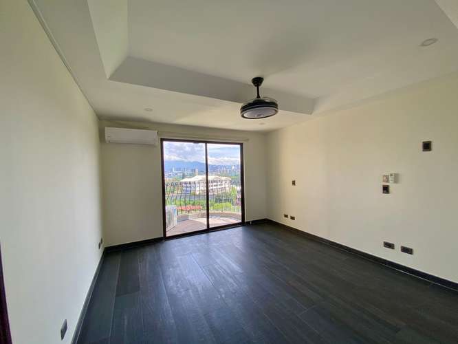 ALQUILER DE APARTAMENTO EN ESCAZÚ