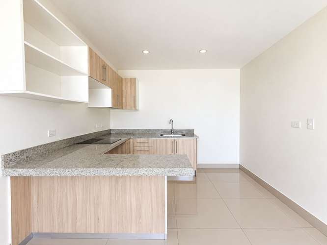 ALQUILER DE APARTAMENTO EN RESIDENCIAL FONTANA REAL – LINDORA, SANTA ANA