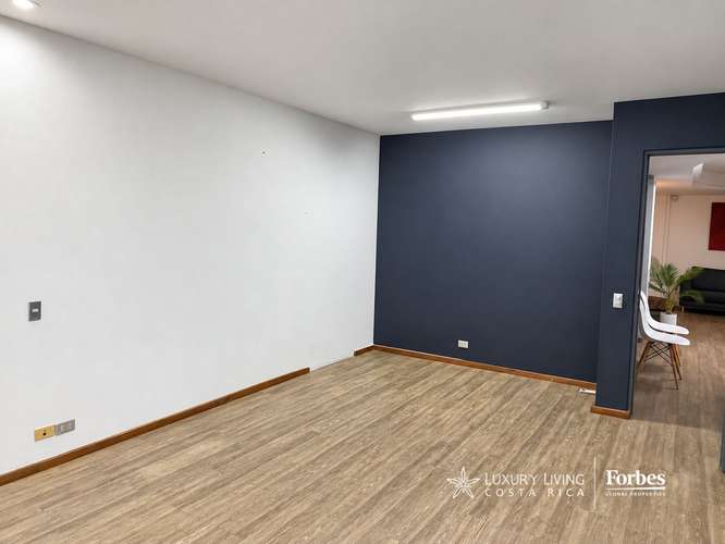 21574 - Venta de Edificio con excelente ubicación en Barrio Dent - Imagen 3