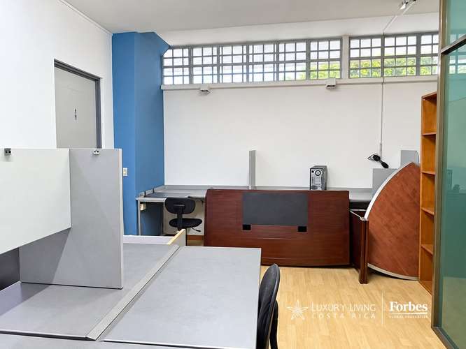 21574 - Venta de Edificio con excelente ubicación en Barrio Dent - Imagen 13