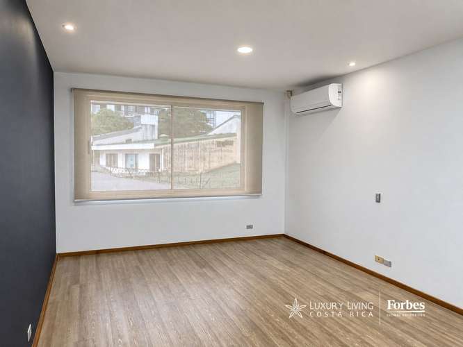 21574 - Venta de Edificio con excelente ubicación en Barrio Dent - Imagen 8