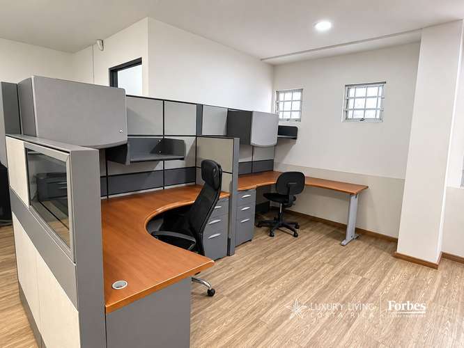 21574 - Venta de Edificio con excelente ubicación en Barrio Dent - Imagen 7