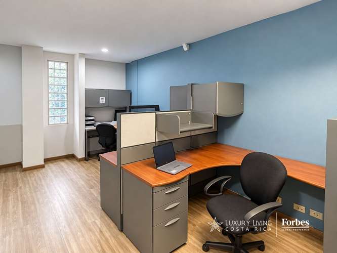 21574 - Venta de Edificio con excelente ubicación en Barrio Dent - Imagen 6
