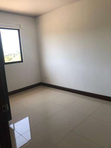 SE ALQUILA APARTAMENTO EN LA TRINIDAD DE MORAVIA - Imagen 7