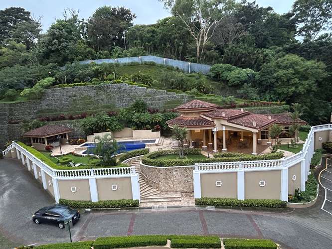 CONDOMINIO DE LUJO ALQUILER 2 hab Escazú 
