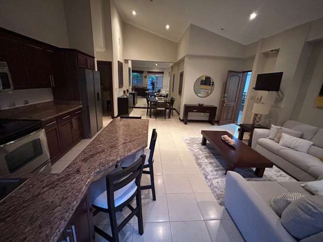 CONDOMINIO DE LUJO ALQUILER 2 hab Escazú 