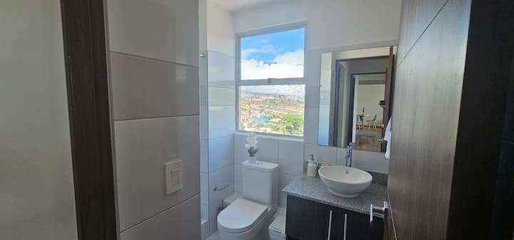  APARTAMENTO FULL AMOBLADO Y EQUIPADO EN ALQUILER | CONDOMINIO BELLAVISTA – BARREAL DE HEREDIA - Imagen 7