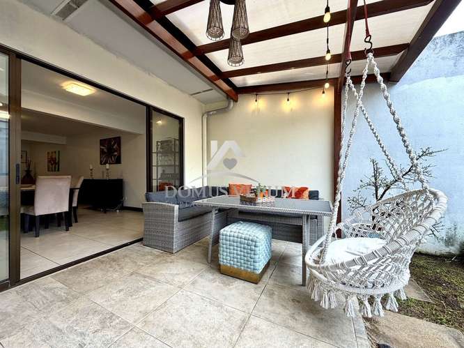 Casa en Venta en Condominio Avenir, Santo Domingo de Heredia