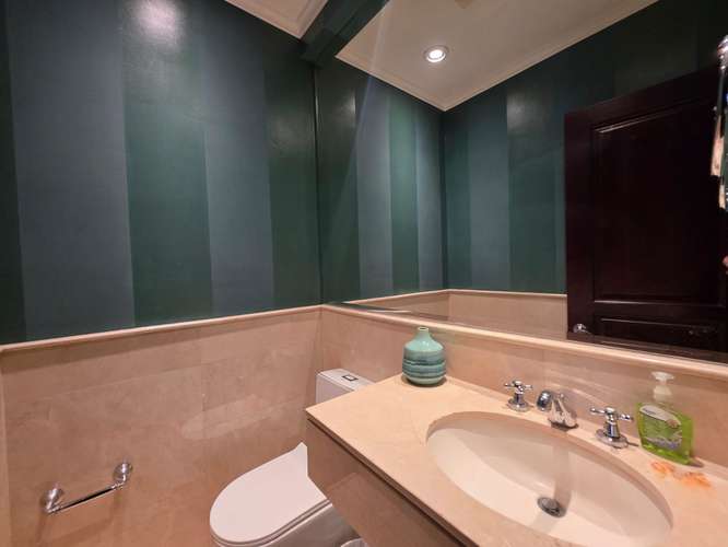 SE ALQUILA PENTHOUSE EN CORTIJO, ESCAZÚ