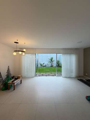 ALQUILER DE CASA, CONDOMINIO NAOS  PRECIO REBAJADO: 750.000 mensuales - Imagen 2