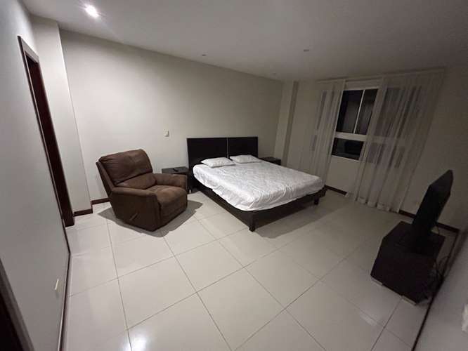 CONDOMINIO EXCLUSIVO ESCAZÚ 120m2 2 hab $1700