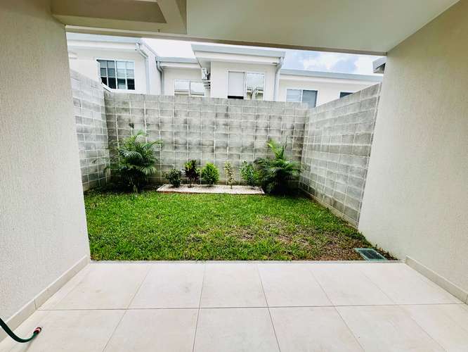 ALQUILER DE HERMOSA CASA RN CONDOMINIO CON LINEA BLANCA - Imagen 7