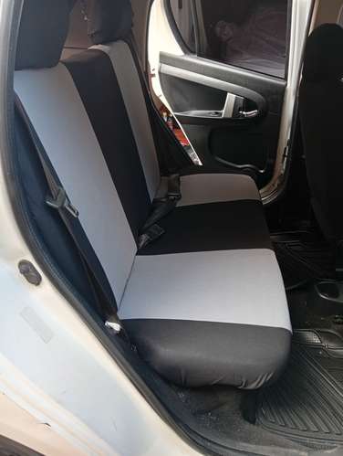 CARRO DE ADULTO MAYOR.73 MIL KMS.DEKRA MAYO 2027..REGALO TRASPASO.