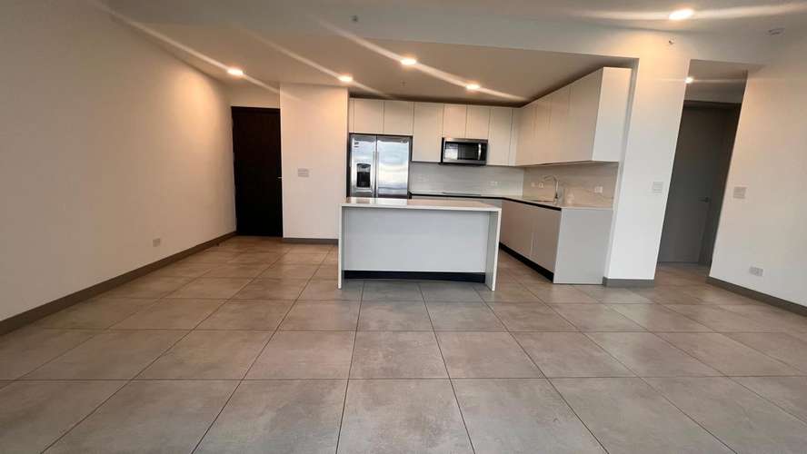 SE ALQUILA APARTAMENTO CON LINEA BLANCA EN NÚCLEO SABANA