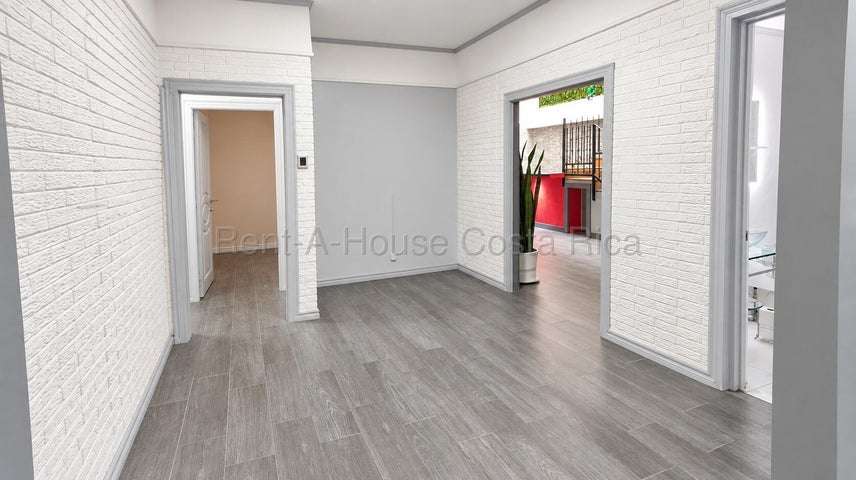 Venta de casa remodelada en Santa Catalina Pavas San José - Imagen 2