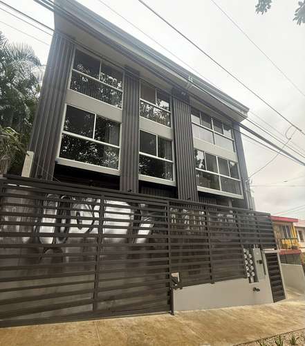 SE ALQUILA APARTAMENTO