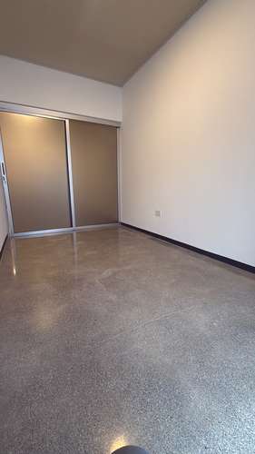 SE ALQUILA APARTAMENTO