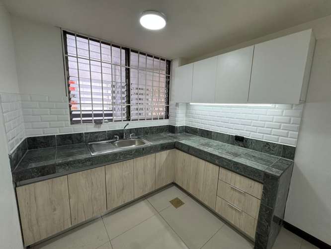 Se Alquila Apartamento en La Uruca  - Imagen 6
