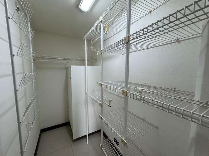 Se Alquila Apartamento en La Uruca  - Imagen 9