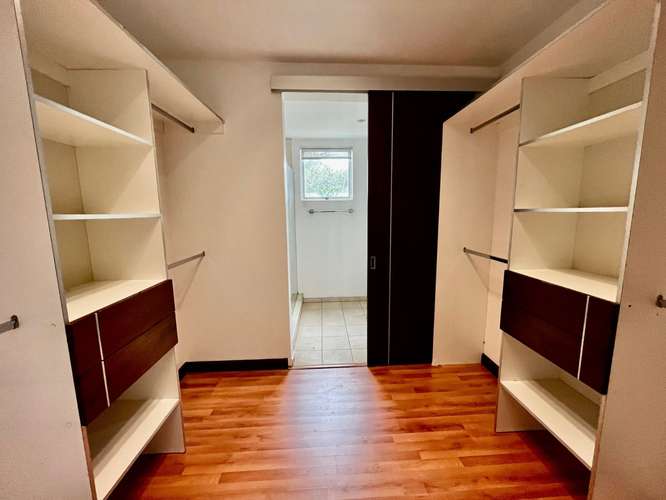 SANTA ANA! MODERNA CASA TIPO TOWNHOUSE DE 2 HAB/2BAÑOS/LÍNEA BLANCA/JARDIN/2PARQUEOS - Imagen 8