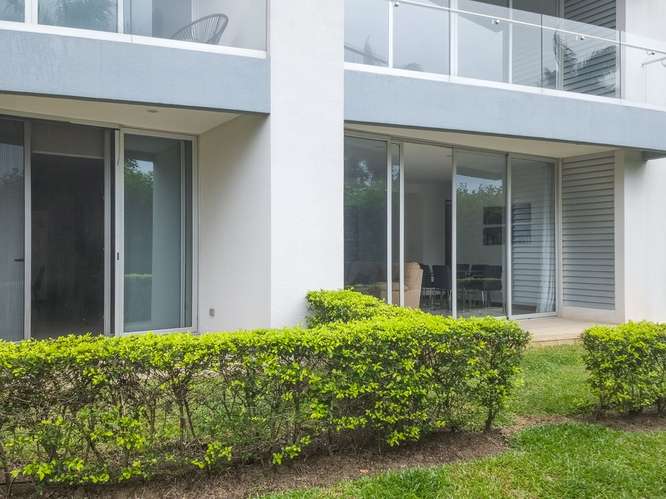 Apartamento DE LUJO  Escazu  2 HAB con JARDIN - Imagen 7