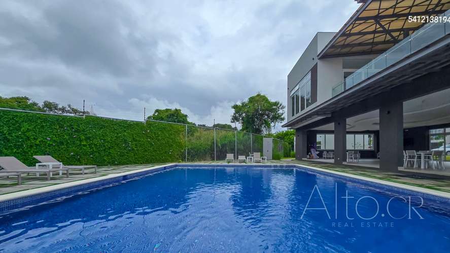 GUACHIPELIN NORTE  |   3 HABITACIONES + LINEA BLANCA + SALA TV  |  199m² - Imagen 19
