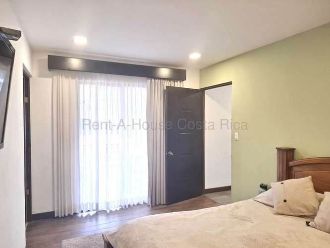 CASA CONTEMPORÁNEA EN VENTA SAN ISIDRO DE CORONADO / 5 HABITACIONES / 4 BAÑOS / 3 PARQUEOS - Imagen 16