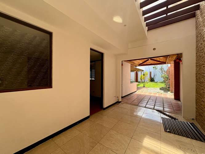 Alquiler de Casa para Oficinas o Comercio — Rohrmoser, cerca de Plaza Mayor | 545 m2 - Imagen 7