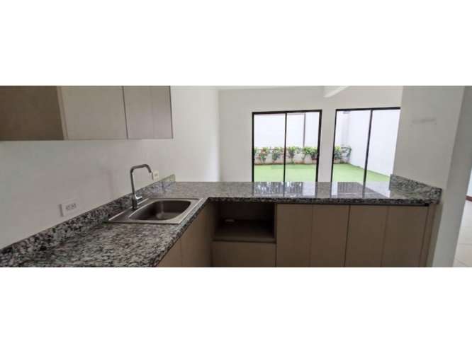 VENTA DE CASA, HEREDIA, ULLOA, LAGUNILLA - Imagen 2
