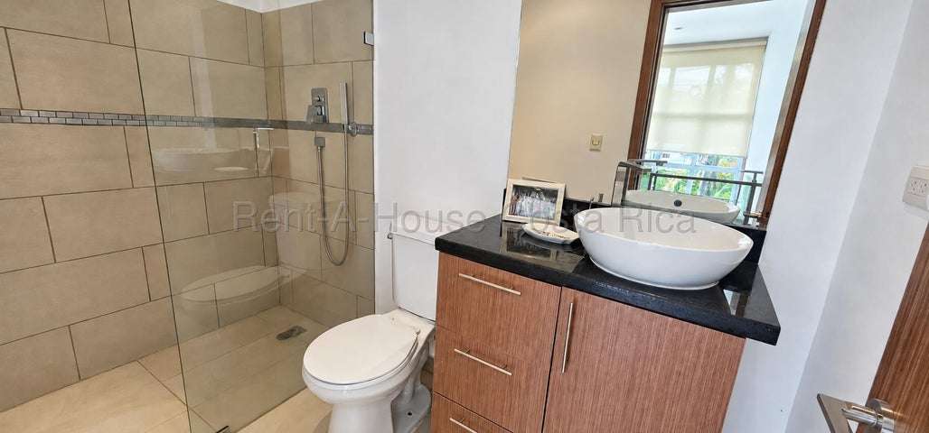 Venta de Apartamento en Piedades de Santa Ana.  - Imagen 6