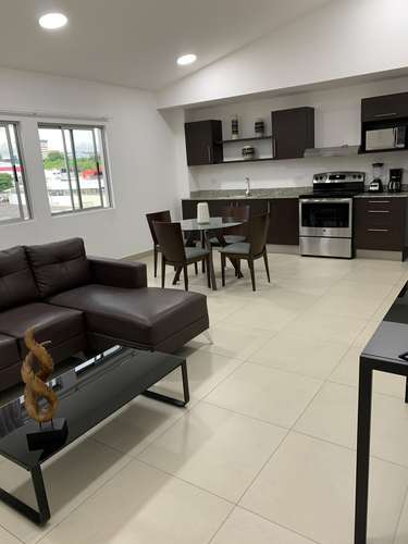 Apartamento en edificio privado, Sabana Norte 625.000
