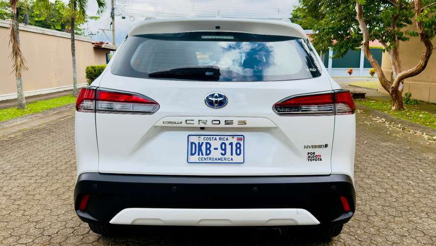  TOYOTA COROLLA CROSS HYBRID 2022 | 50 MIL KM | CUERO | SUNROOF | RÉCORD AGENCIA - Imagen 10