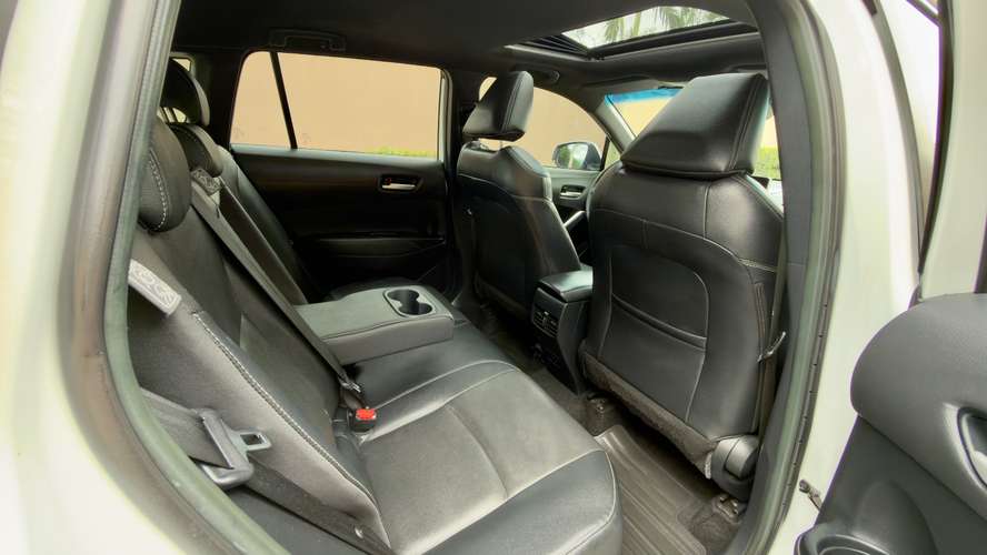  TOYOTA COROLLA CROSS HYBRID 2022 | 50 MIL KM | CUERO | SUNROOF | RÉCORD AGENCIA - Imagen 12