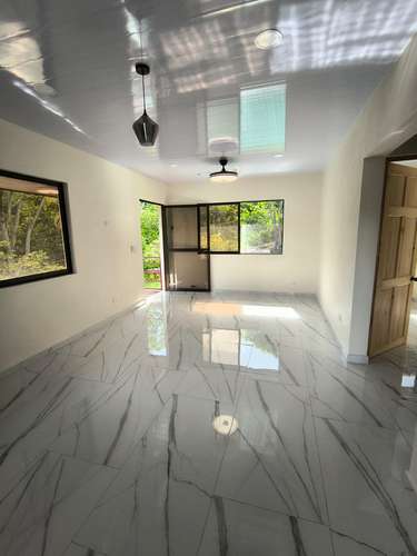 Apartamento Nuevo de 2 Habitaciones en Barrio Mercedes de Atenas 480,000  - Imagen 7