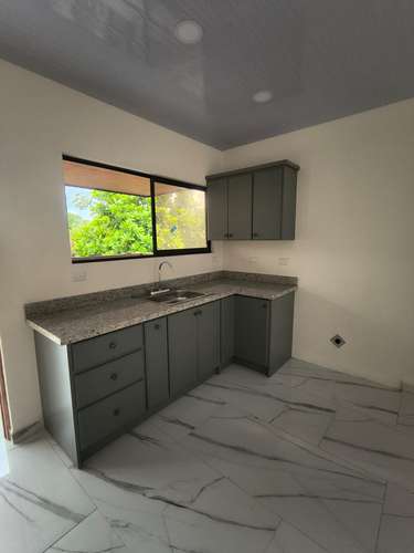 Apartamento Nuevo de 2 Habitaciones en Barrio Mercedes de Atenas 480,000  - Imagen 3