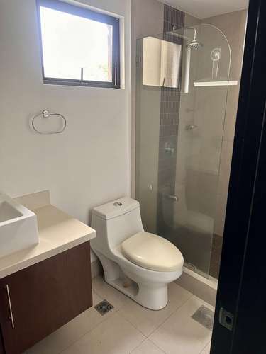 ALQUILER DE APARTAMENTO 110m2 CONDOMINIO EN BRASIL DE MORA