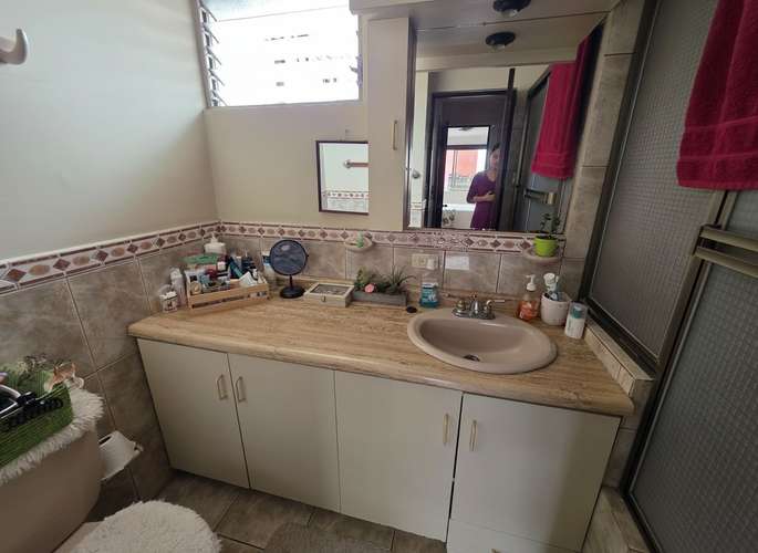 Venta de Casa + Apartamento Esquinera en Sabanilla Montes de Oca - Imagen 11
